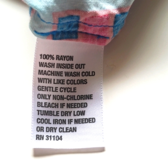 Crown & Ivy Pink Blue Print Blouse - Picture 9 of 9